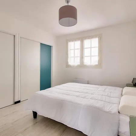 Grande Maison Pour 10 Avec Piscine