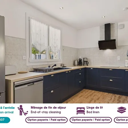 Grande Maison Pour 10 Avec Piscine * Avrille (Vendee)